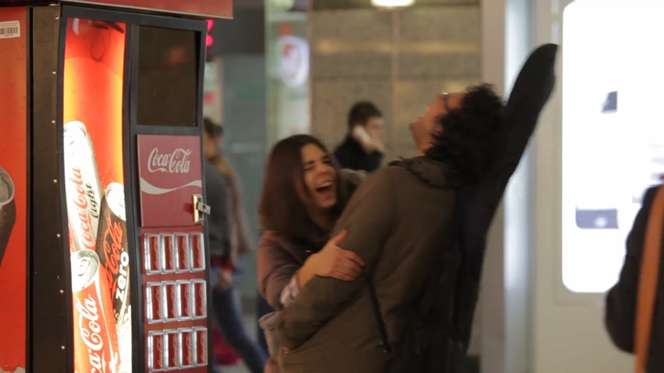Video viral thành công vang dội của Coca-cola