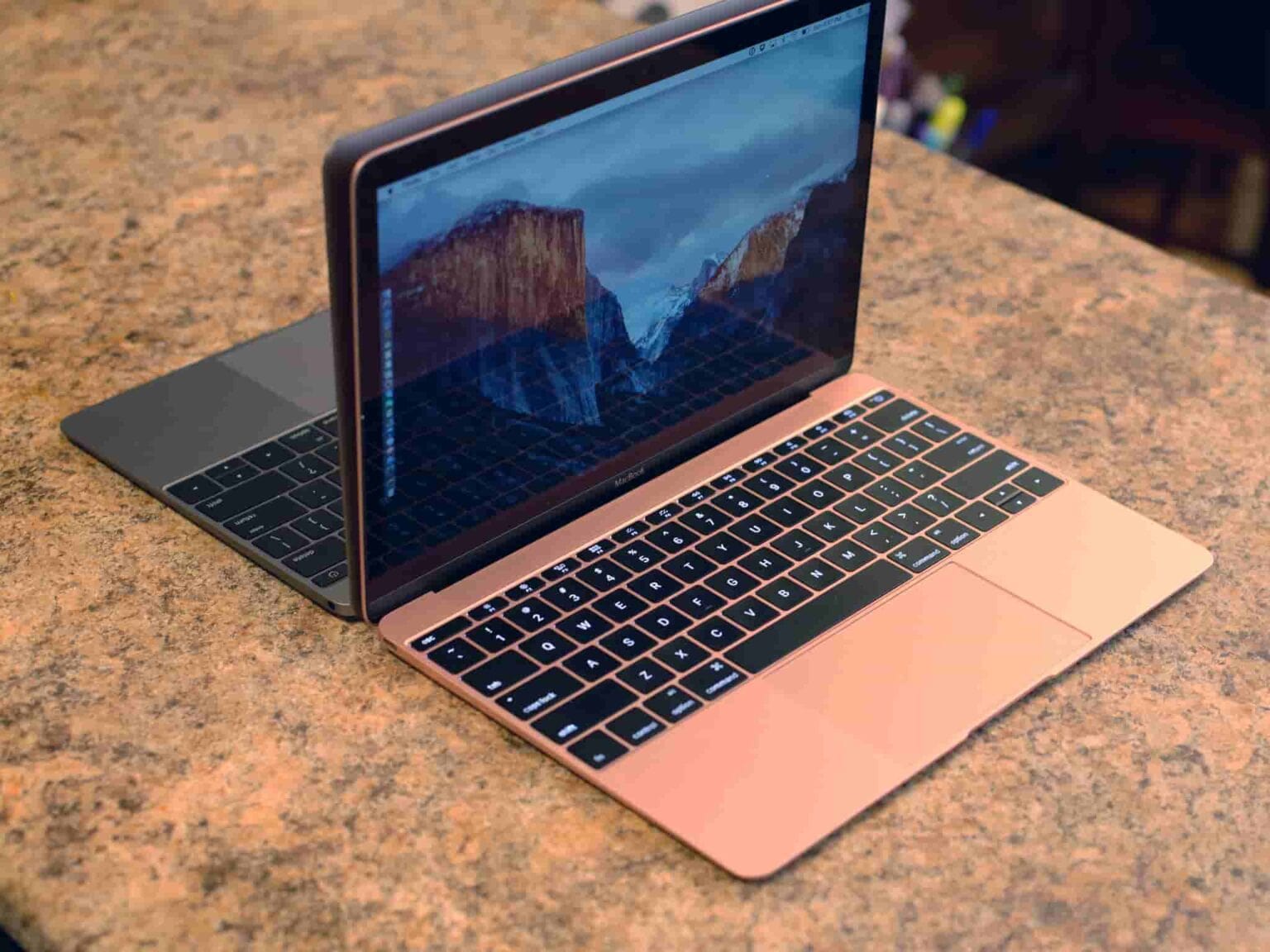 Có nên mua MacBook cũ